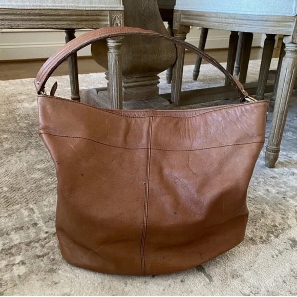 Banana Republic Tan Leather Handbag - Picture 3 of 10